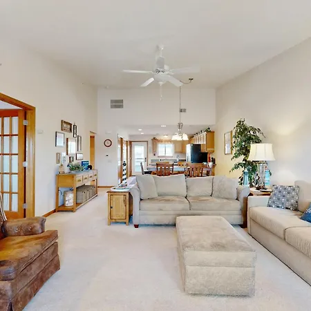 Lighthouse Cove Condo Resort: 418